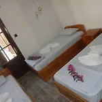 מלון Hermiyas Butik 2*